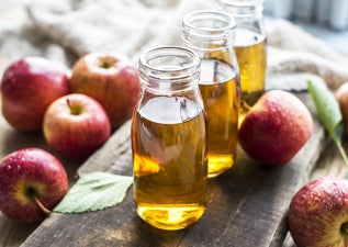 Dandruff Woes? Apple Cider Vinegar for the Rescue!