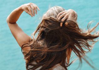 Ways to Be Dandruff-Free Without Spending a Fortune- Other Than Home Remedies!